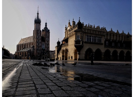 Kraków - Main Square (photo: Tomasz Wysopal)