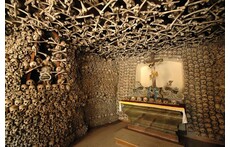 14 km Chapel od Skulls