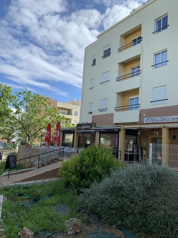 Cafe and Pizzaria below apartment