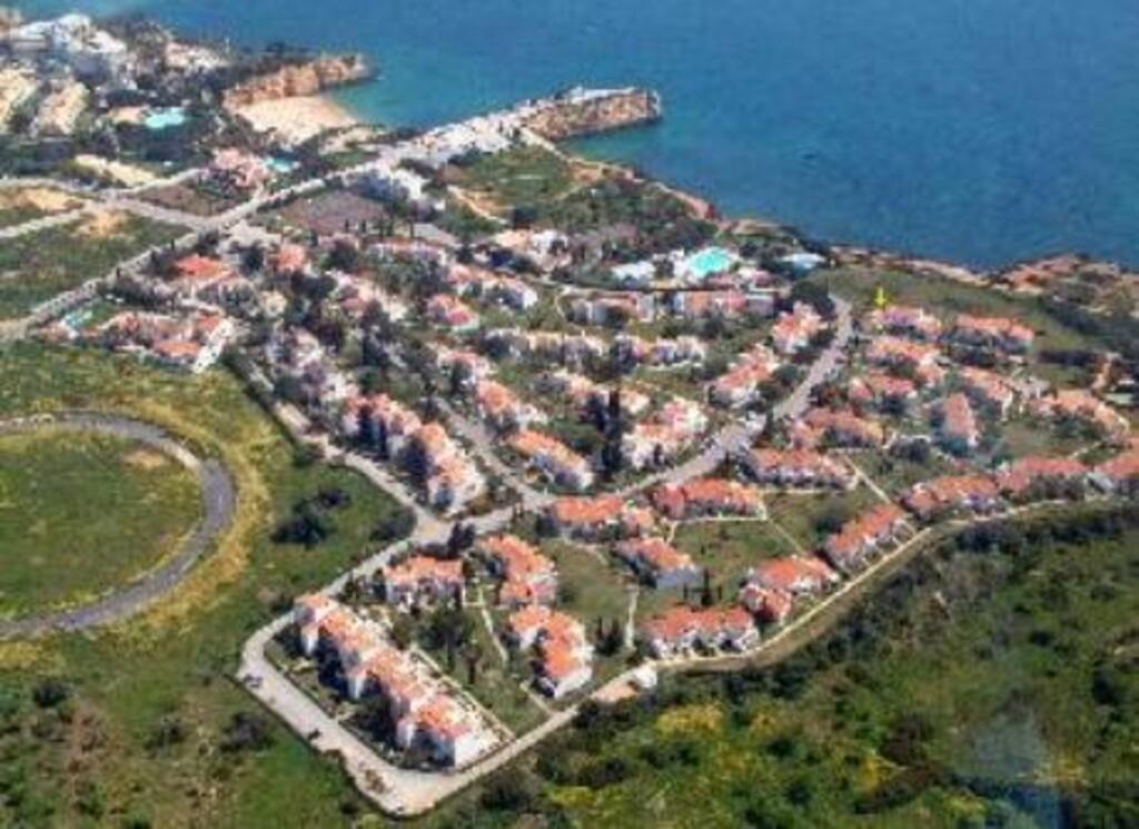 Aerial view pointing the exact location