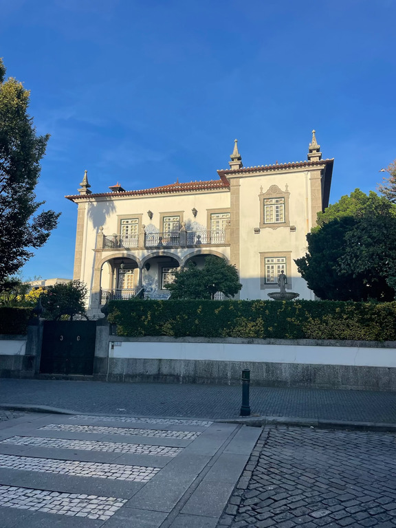 Charmante centrum van Fafe