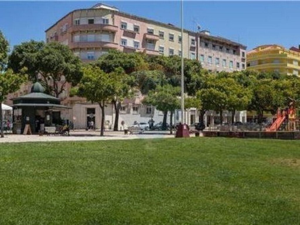 Playground in Alameda Dom Afonso Henriques - 3 minutes walk