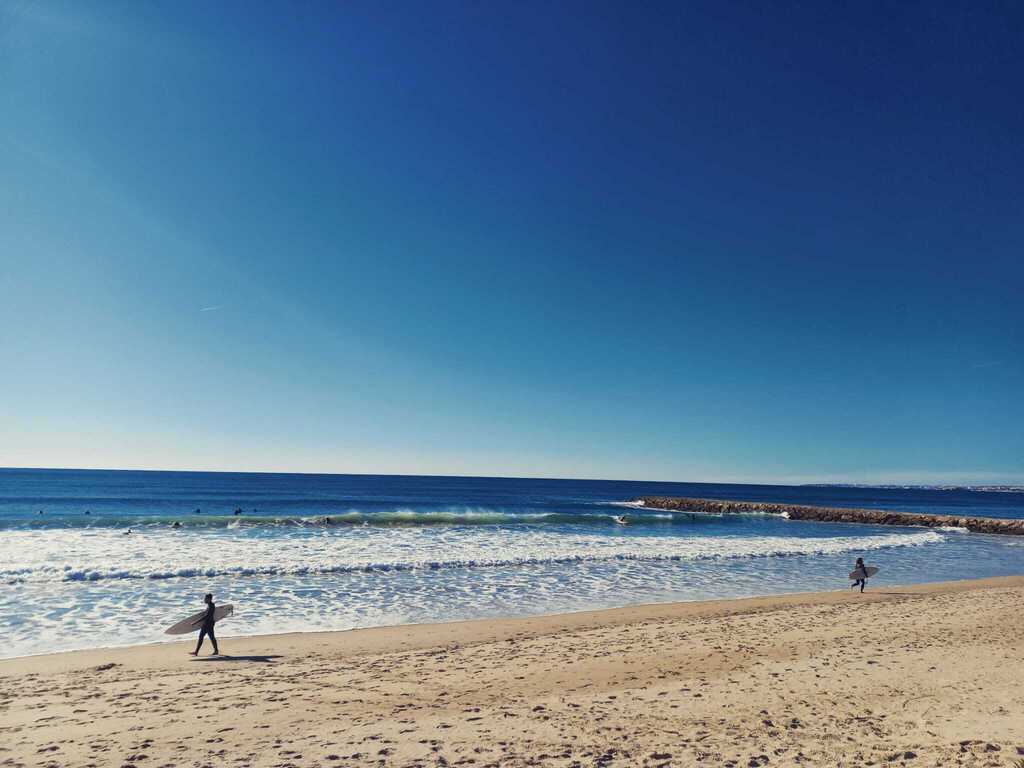 "Costa da Caparica" is "our" beach on the south side of the river (20min).