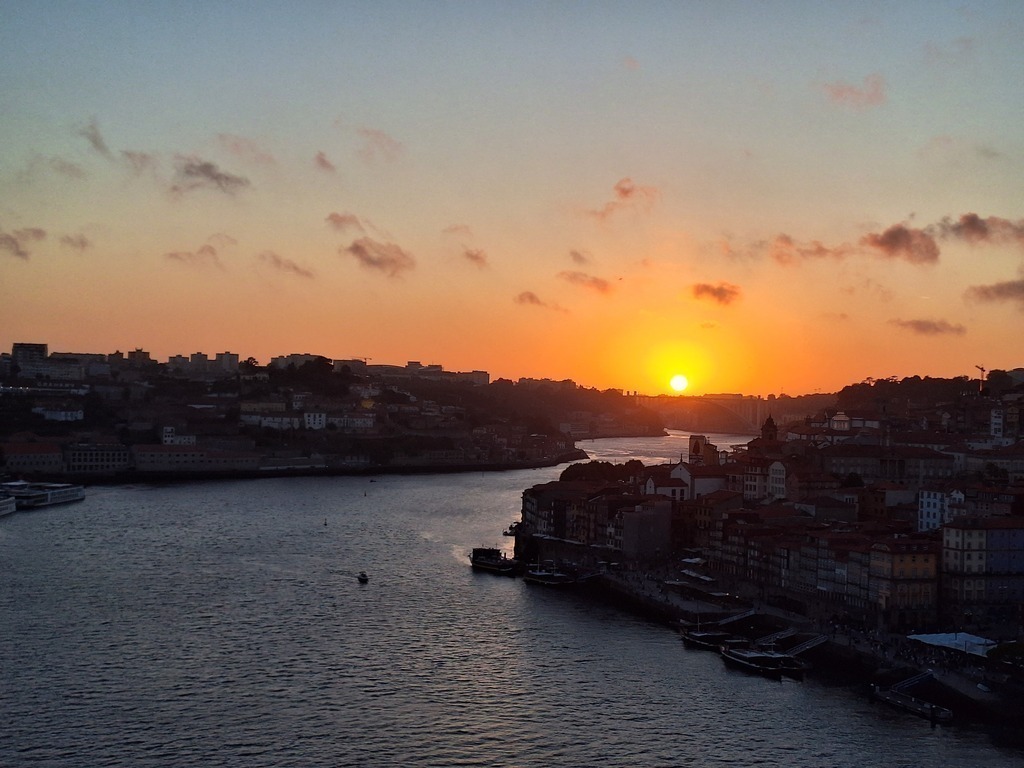 Sunset view from the top of D. Luis II Bridge