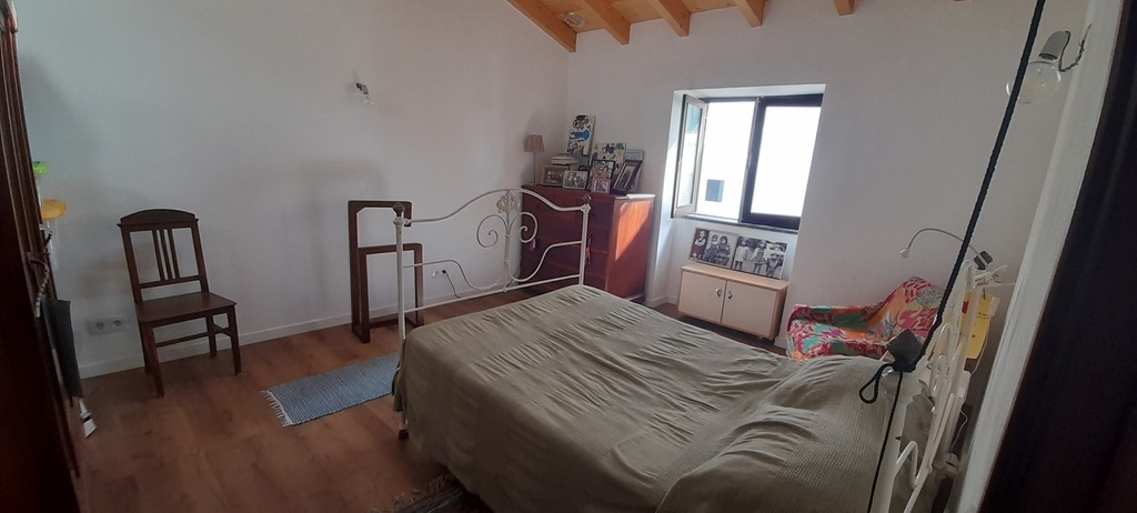 pedro father bedroom 1