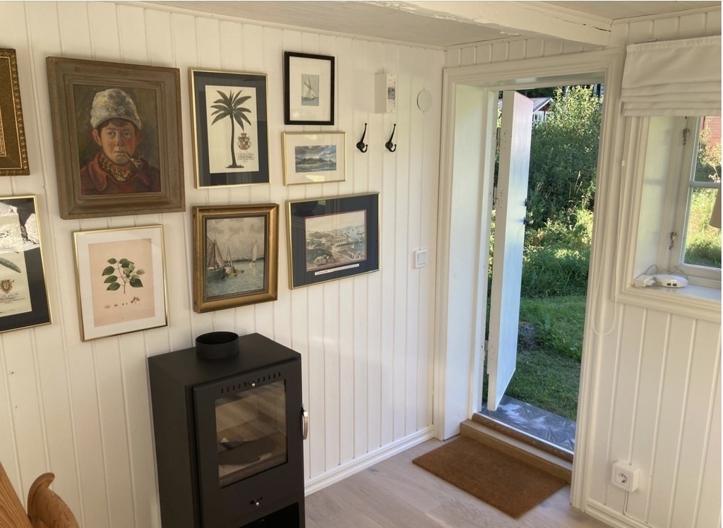 Interior of chicken house/guest room photo 2
