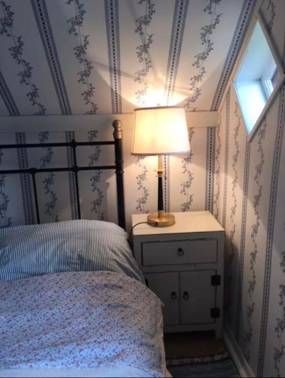 Main house upstairs Master photo 2