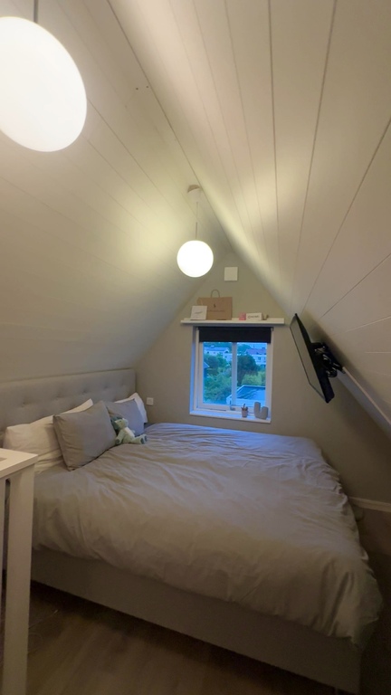Eldest daughter's room with double bed