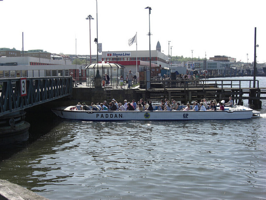 Paddan Boat sightseeing