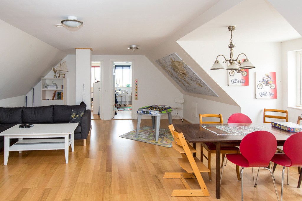 Living room upstairs and play-area for the children 