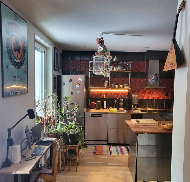 Kitchen seen from livingroom