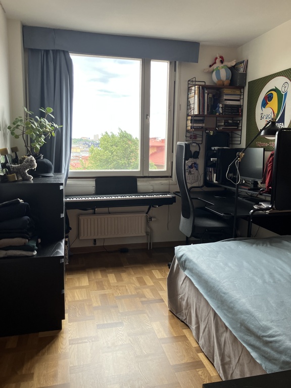 Bedroom 2, bed 120cm