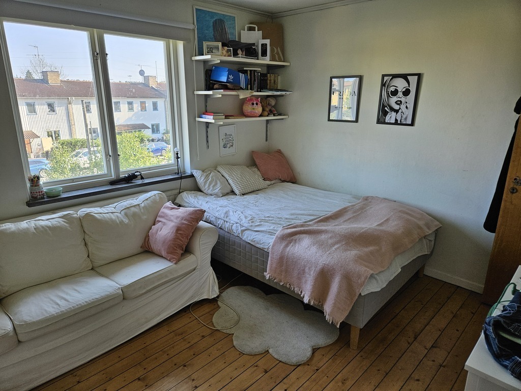 Bedroom 2 (3), first floor