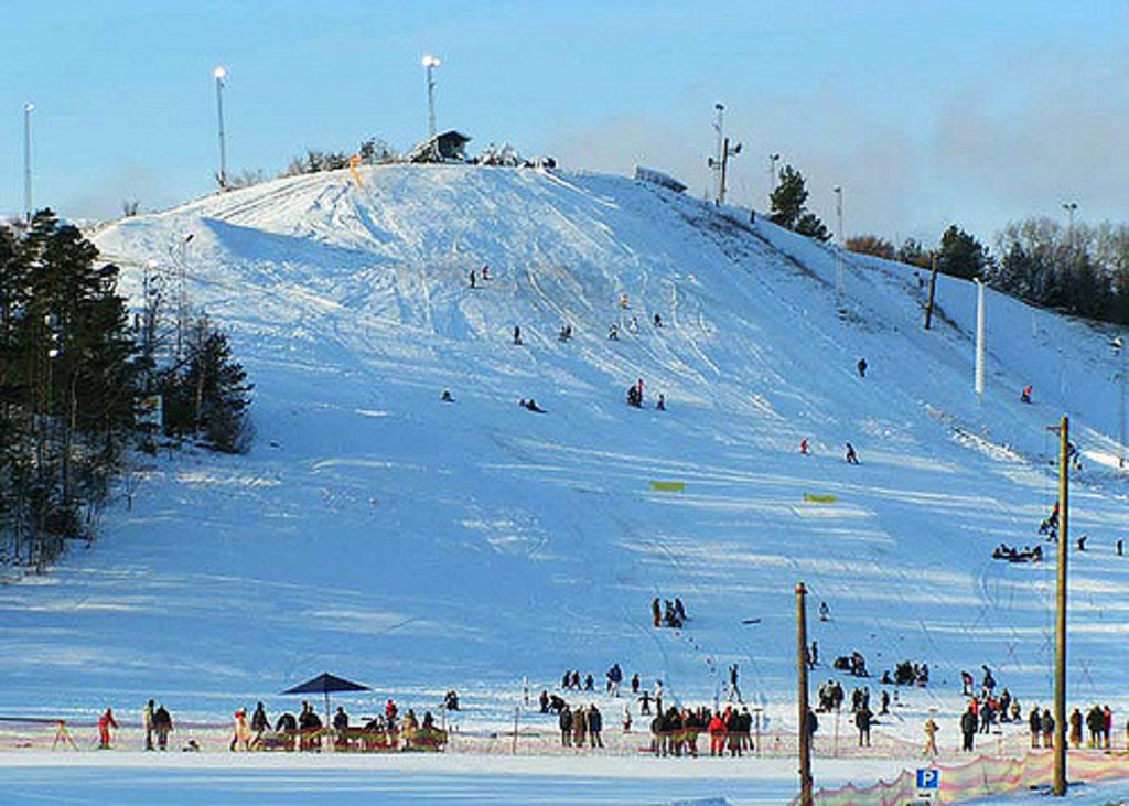 … Ekholmsnas Ski Slope!