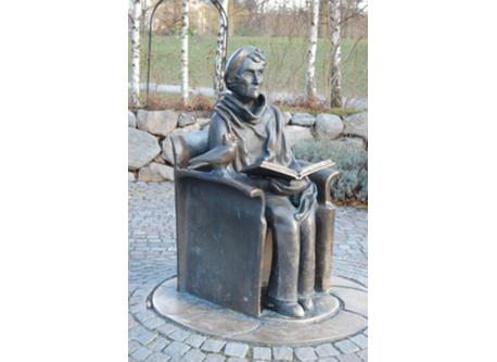 Astrid Lindgren outside Junibacken.