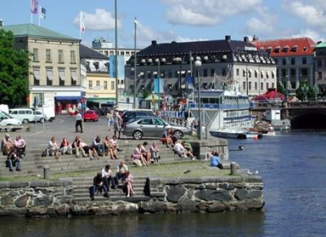 The canal runs through Gothenburg, City center