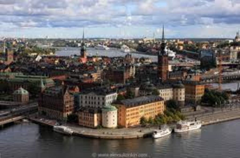 Stockholm - Old Town 40 min by public transport or 25 min by car from our house