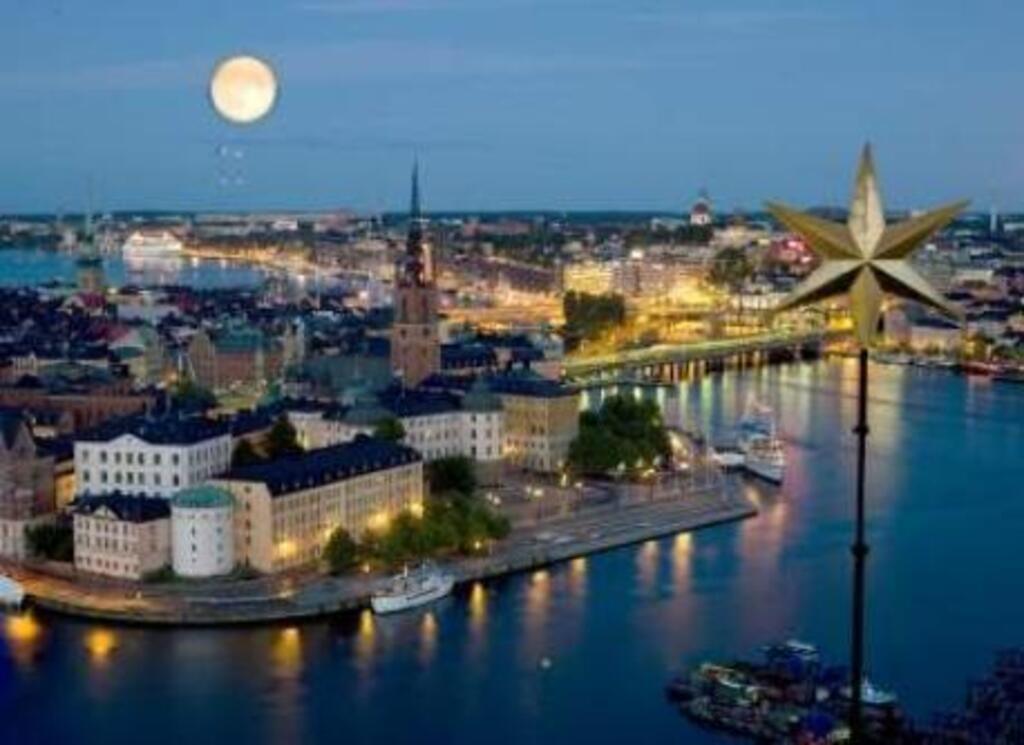 Stockholm by night