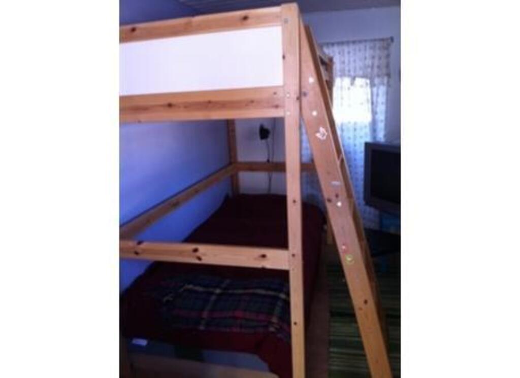 Separate building with two beds