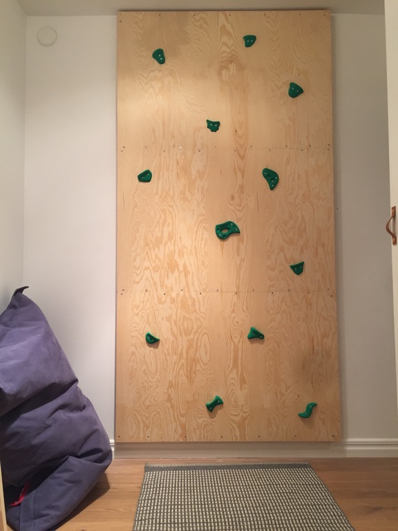 Children’s climbing wall