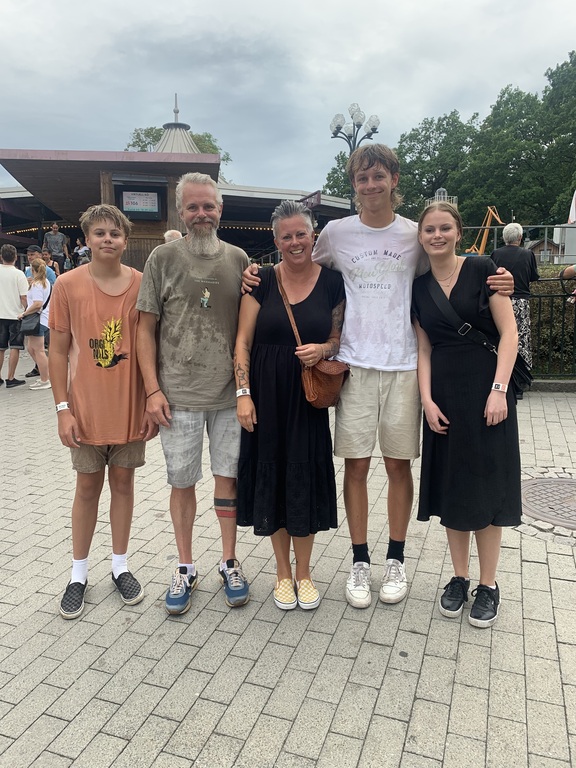 The five of us at Liseberg after riding  ”Flumeride” 💦 summer 2024