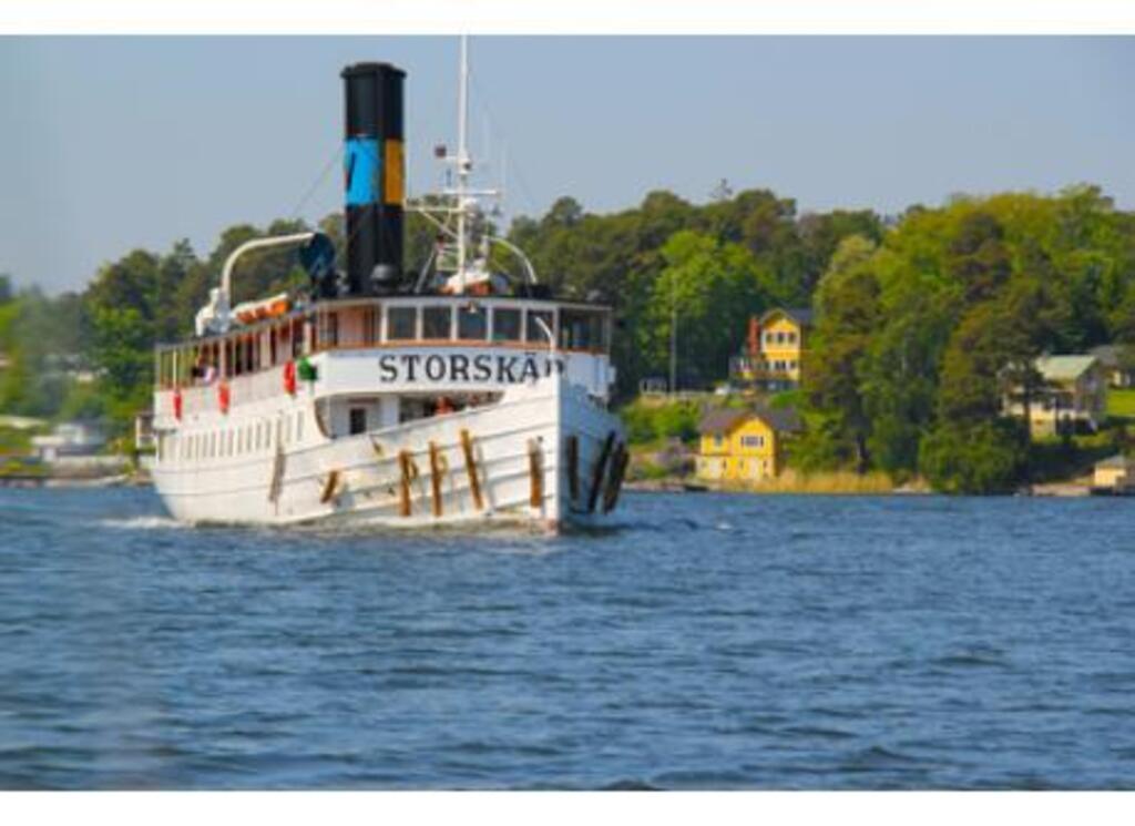 It's easy, cheap and lovely to go for a boat-trip in the archipelago.