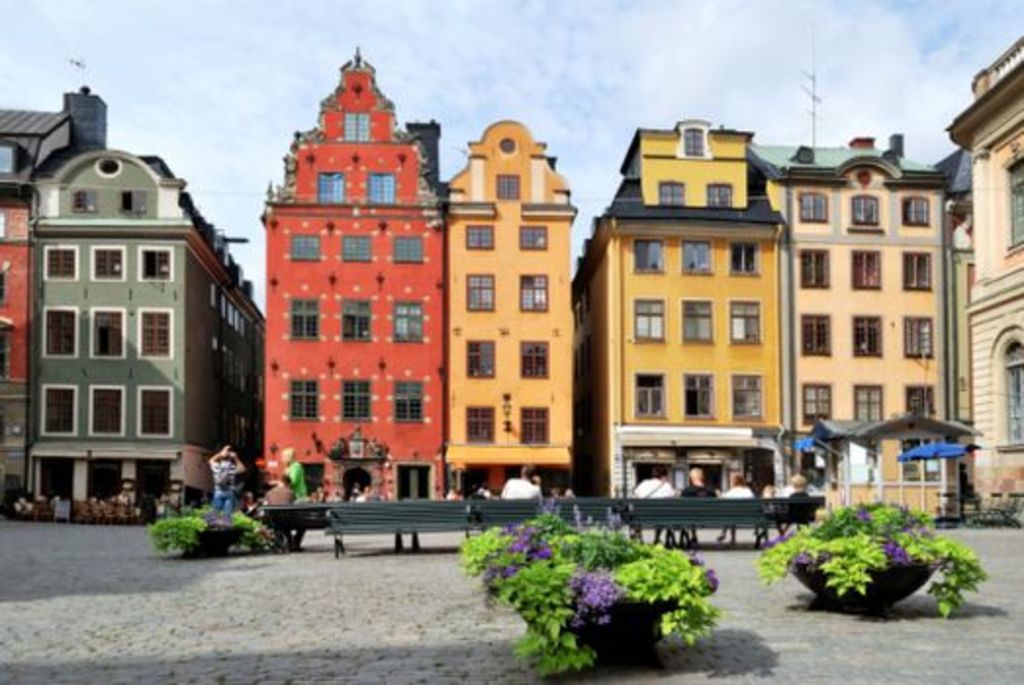 Old town in Stockholm 1h away