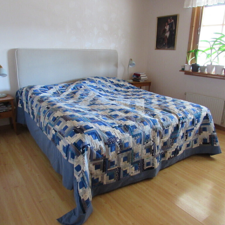 Bedroom 1, bed 180 cm x 200 cm