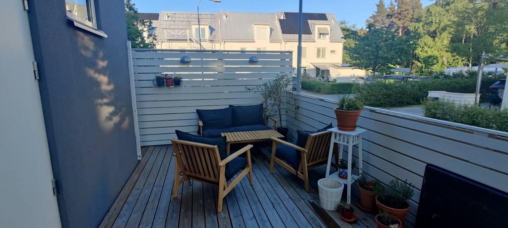 South facing front porch