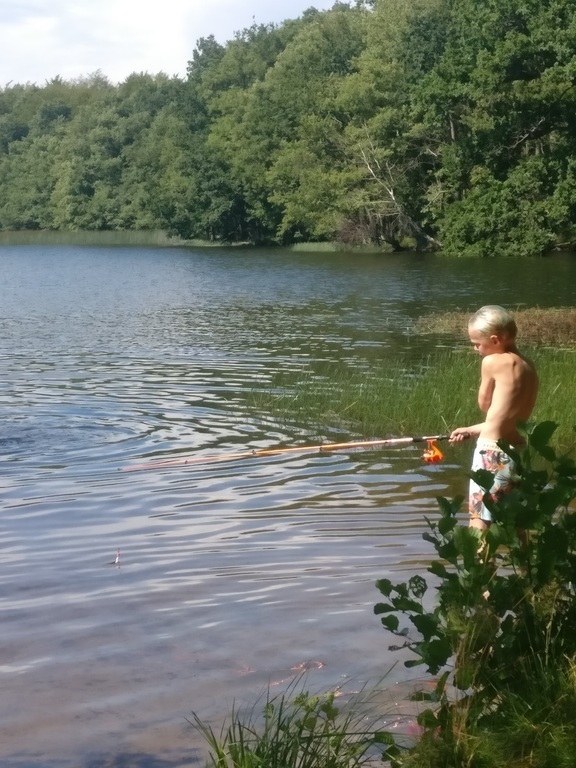 Dagstorpssjön is only a 5 min drive away.