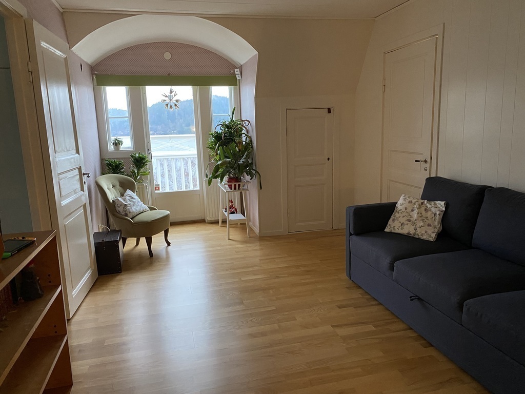 Upstairs hallway with sofabed