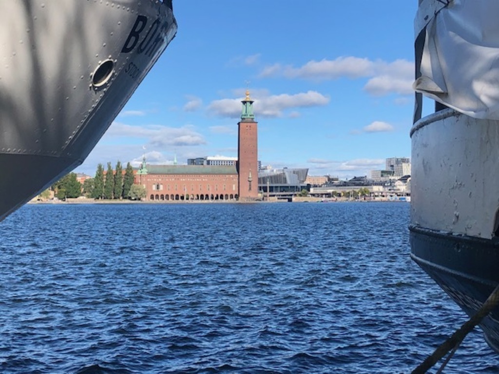 Söder Mälarstrand; City town hall seen from the quay.