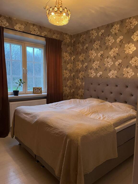 Guest room on the ground floor. 