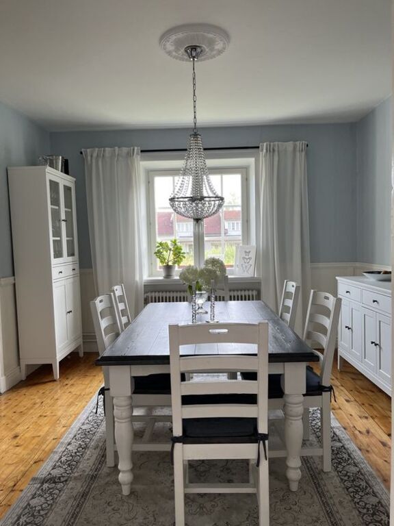 dining room directly connected to kitchen