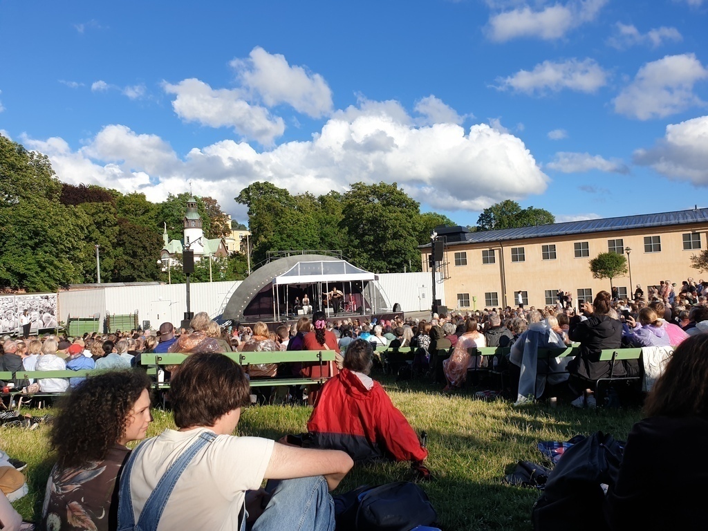 Free theater/dance/concert in Galärparken on Djurgården (amongst other places).