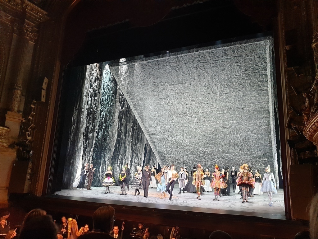 Ballet at the Opera house.