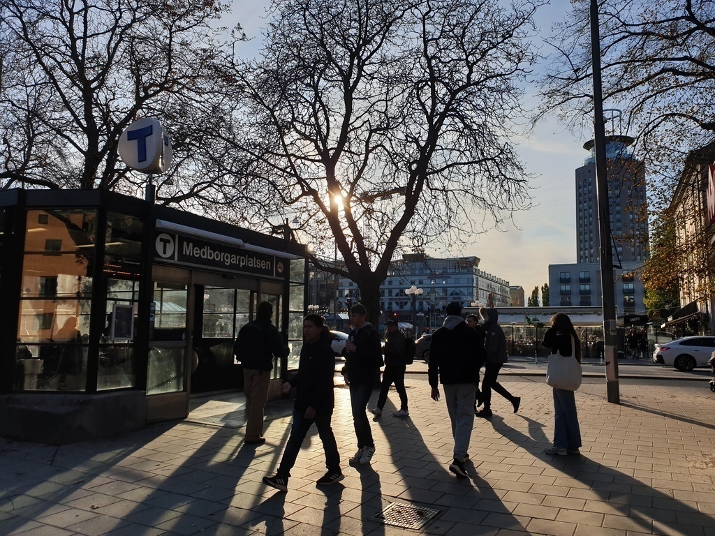 Subway entrance Medborgarplatsen.