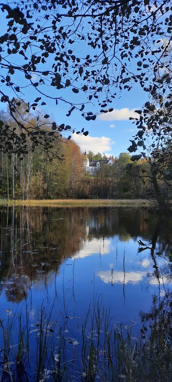 The pond at the skirts of Hellidsberget (the Hellidsmountain), just below the Hellids castle