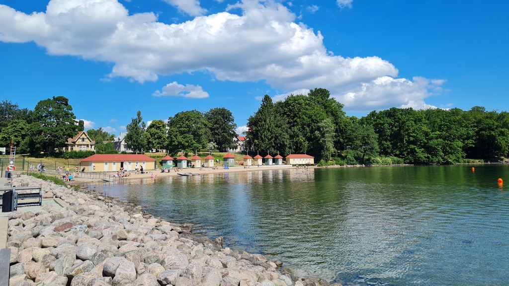 The beach in Hjo. (Photo from www.hjo.se)