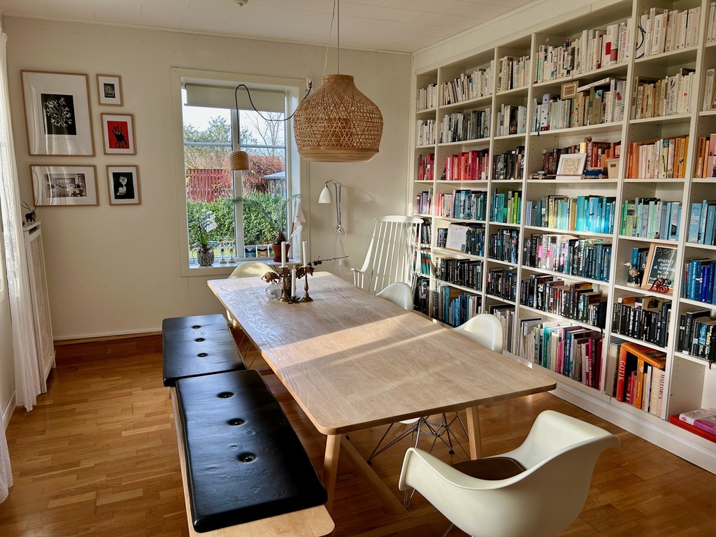 Livingroom - for book-lovers