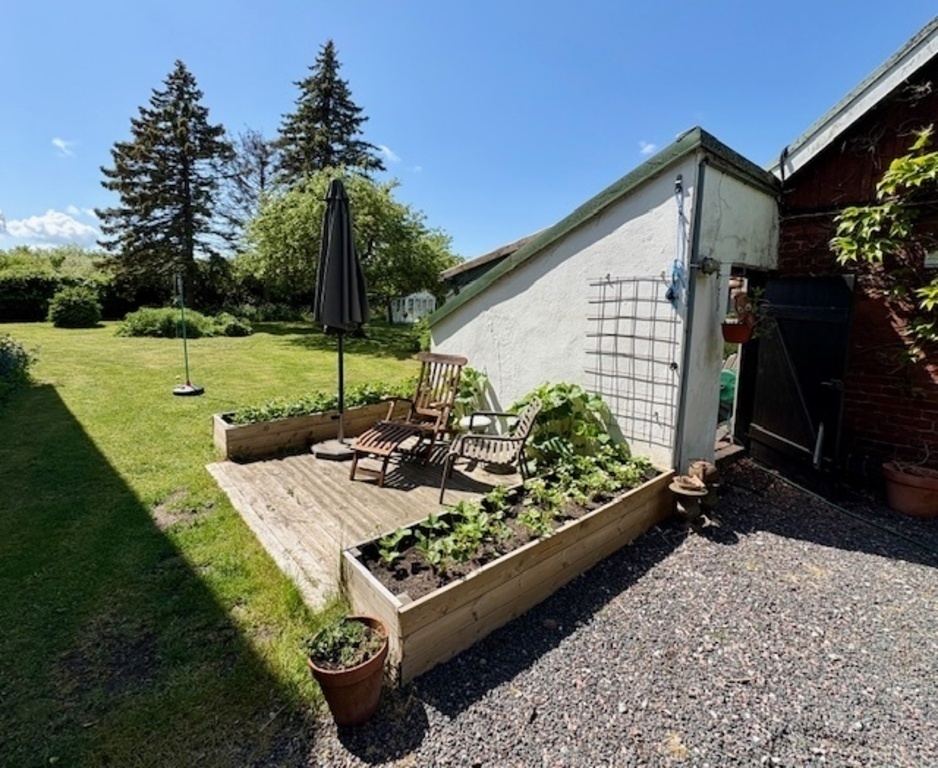 Perfect spot for reading and relaxing.