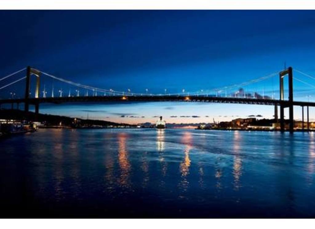 Älvsborgsbridge that we can see from our house.