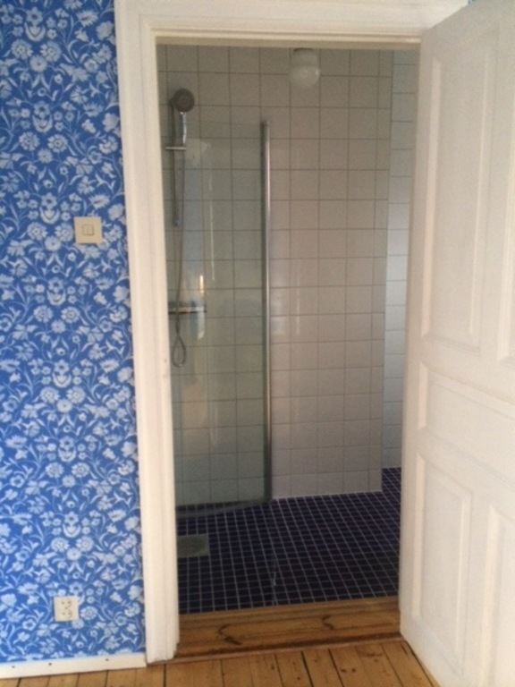 master bedroom ensuite bathroom