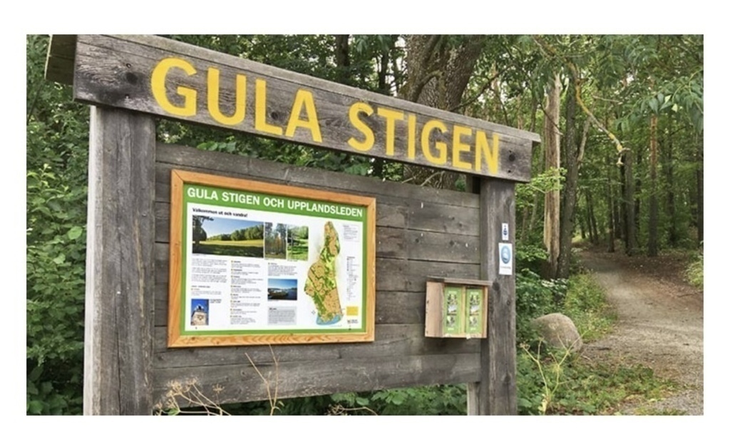 Hiking and walking path, easily accesed by foot from our house