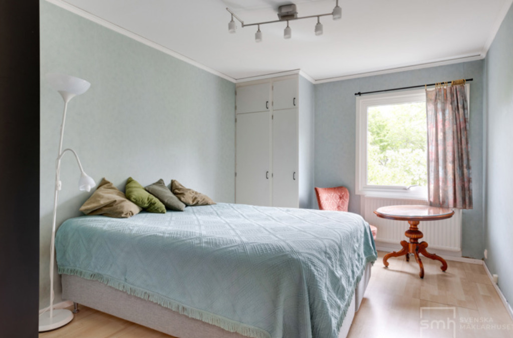 Emma's room, now with a bunk bed