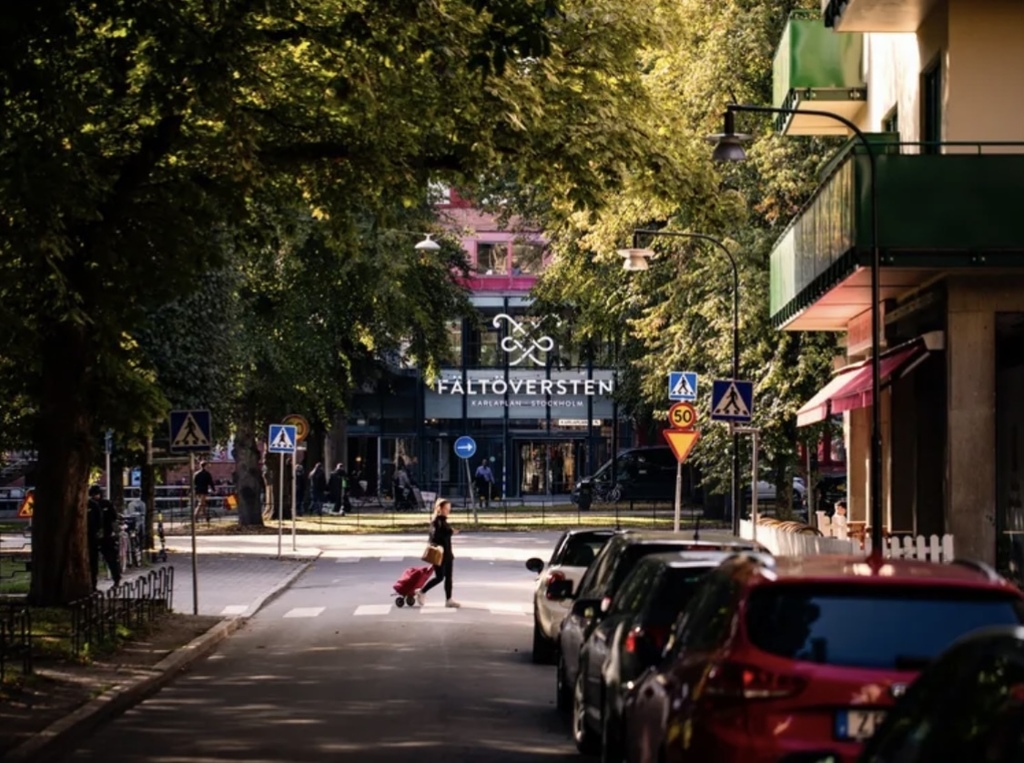 Shopping mall Fältöversten 
