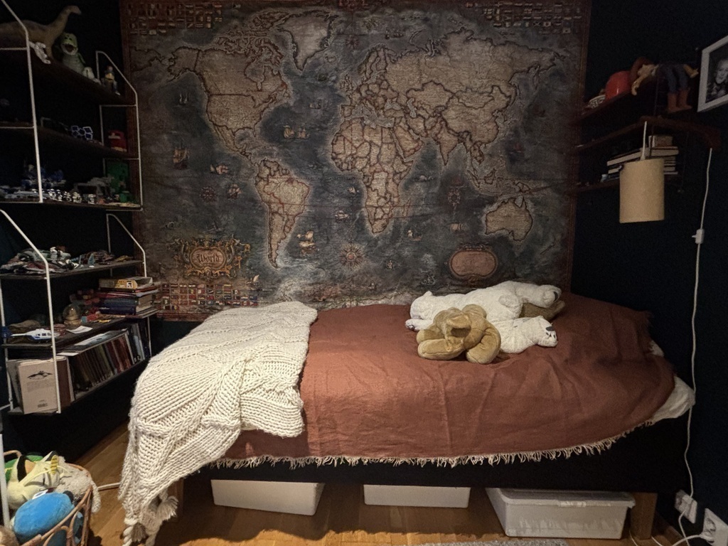 Childs room 1 different angle. 