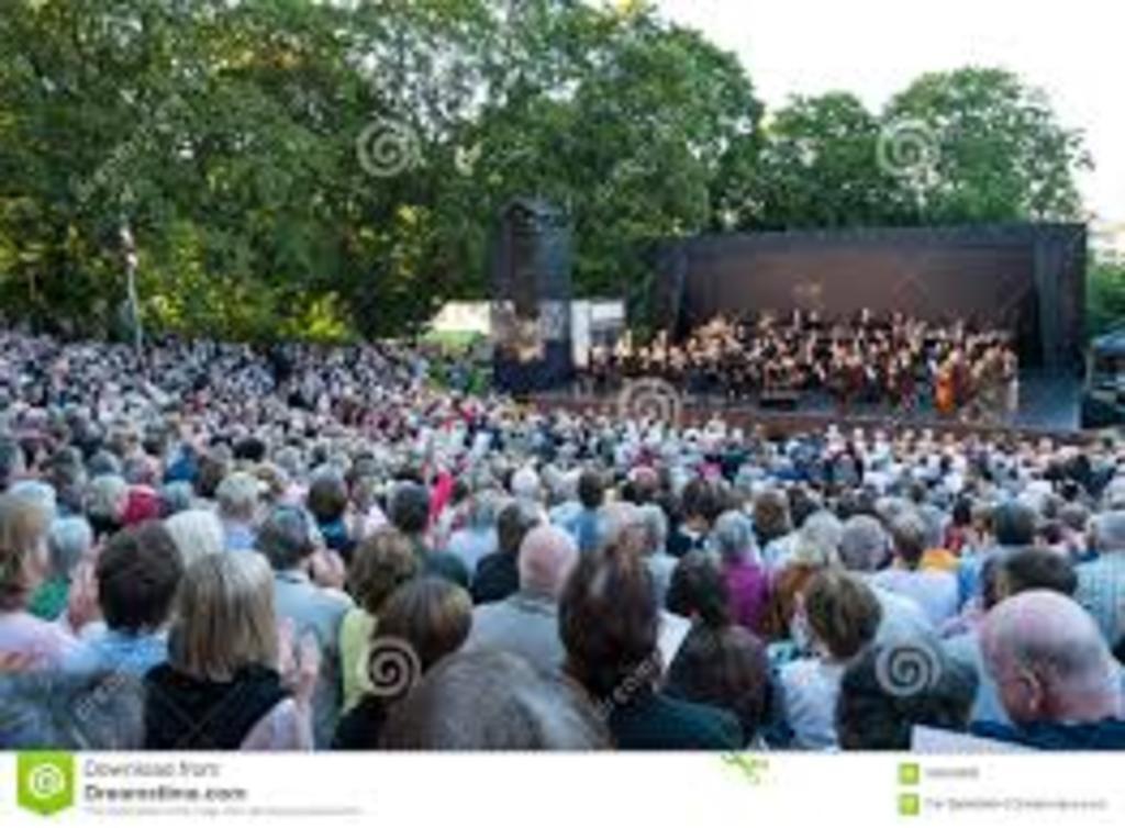 Free Open Air theatre a block away