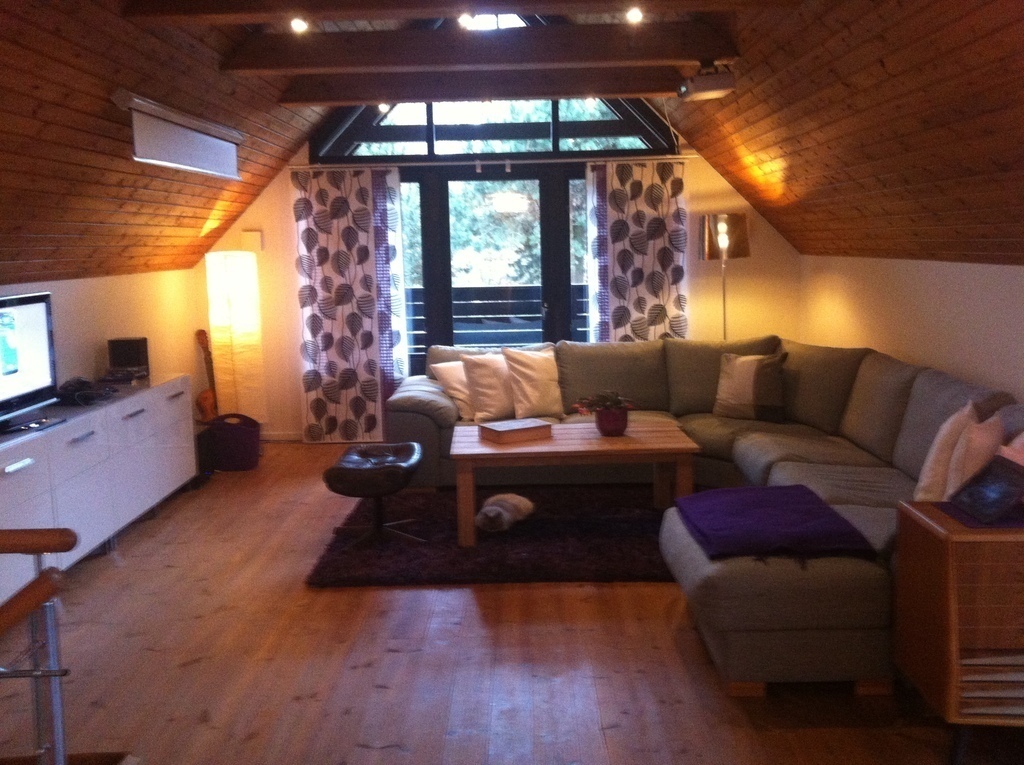 Living room upstairs 