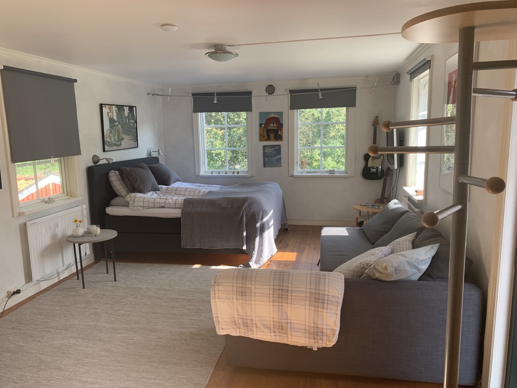 Guest House 35m2, sleeps 2 adults  + 2 kids